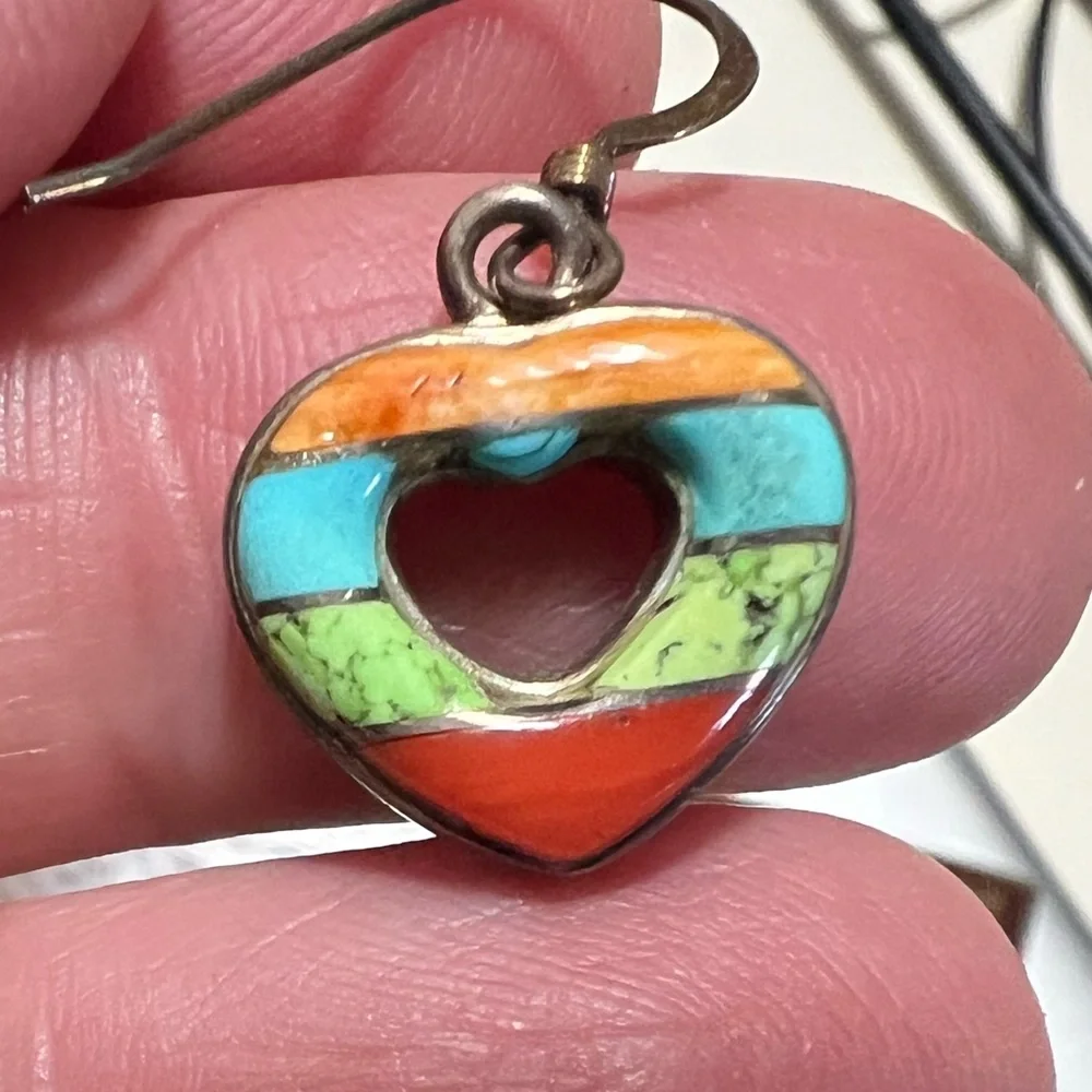Vintage Navajo or Zuni inlay stones sterling silver hearts wire pierced earrings